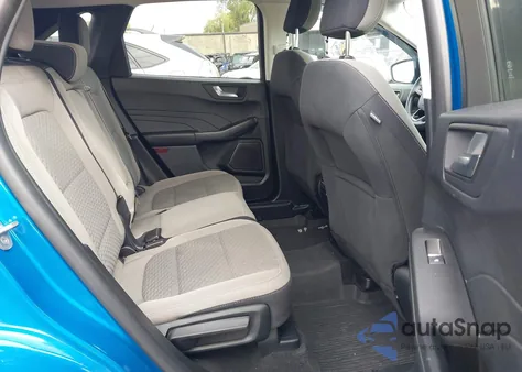 2021 Ford Escape Se z USA, uszkodzony, nr VIN 1FMCU9G69MUB33043